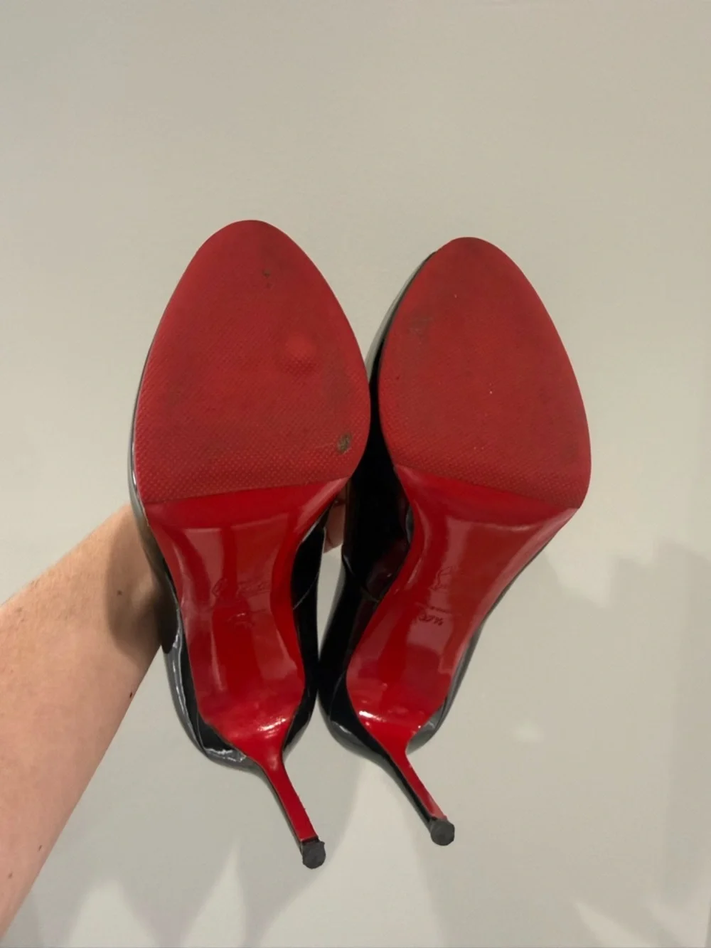 Louboutian Very Prive 120 patent pumps, black, 37.5 - Picture 3 of 5